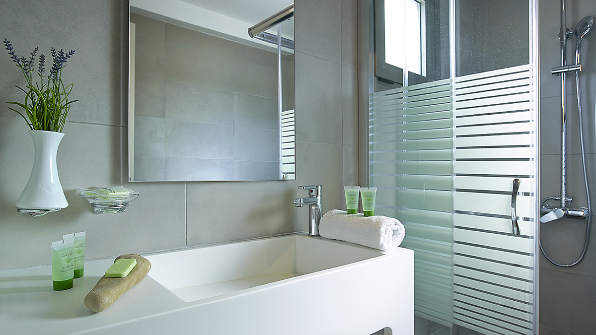 CHC Coriva Beach Hotel - NR